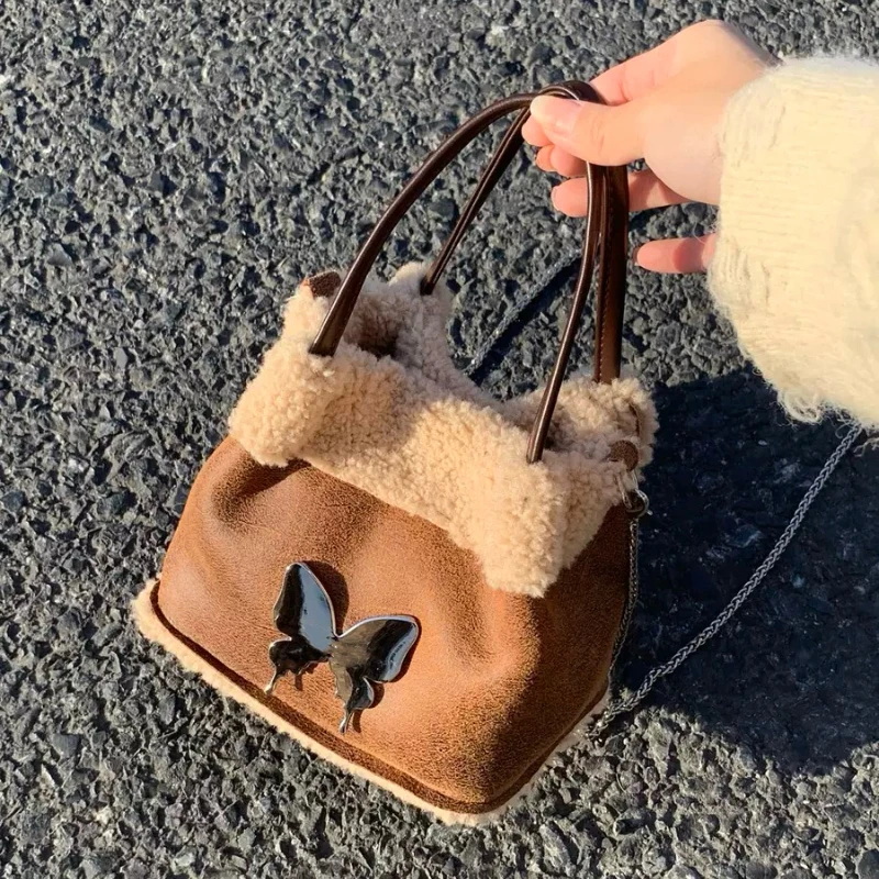 vintage-metal-borboleta-balde-tote-bags-para-mulheres-falso-la-de-cordeiro-camurca-senhoras-corrente-ombro-crossbody-saco-de-pelucia-bolsa-feminina