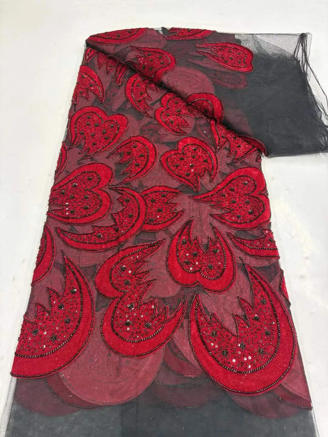 

Latest Design Luxury African Beaded Lace Fabric 2026 France Nigeria Sequins Tulle Lace Fabric Wedding Party Evening