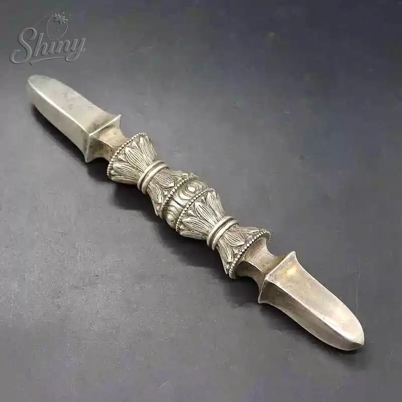 

Antique Collection: Antique-style Nepalese White Bronze Ritual Instrument, Single-Word Vajra