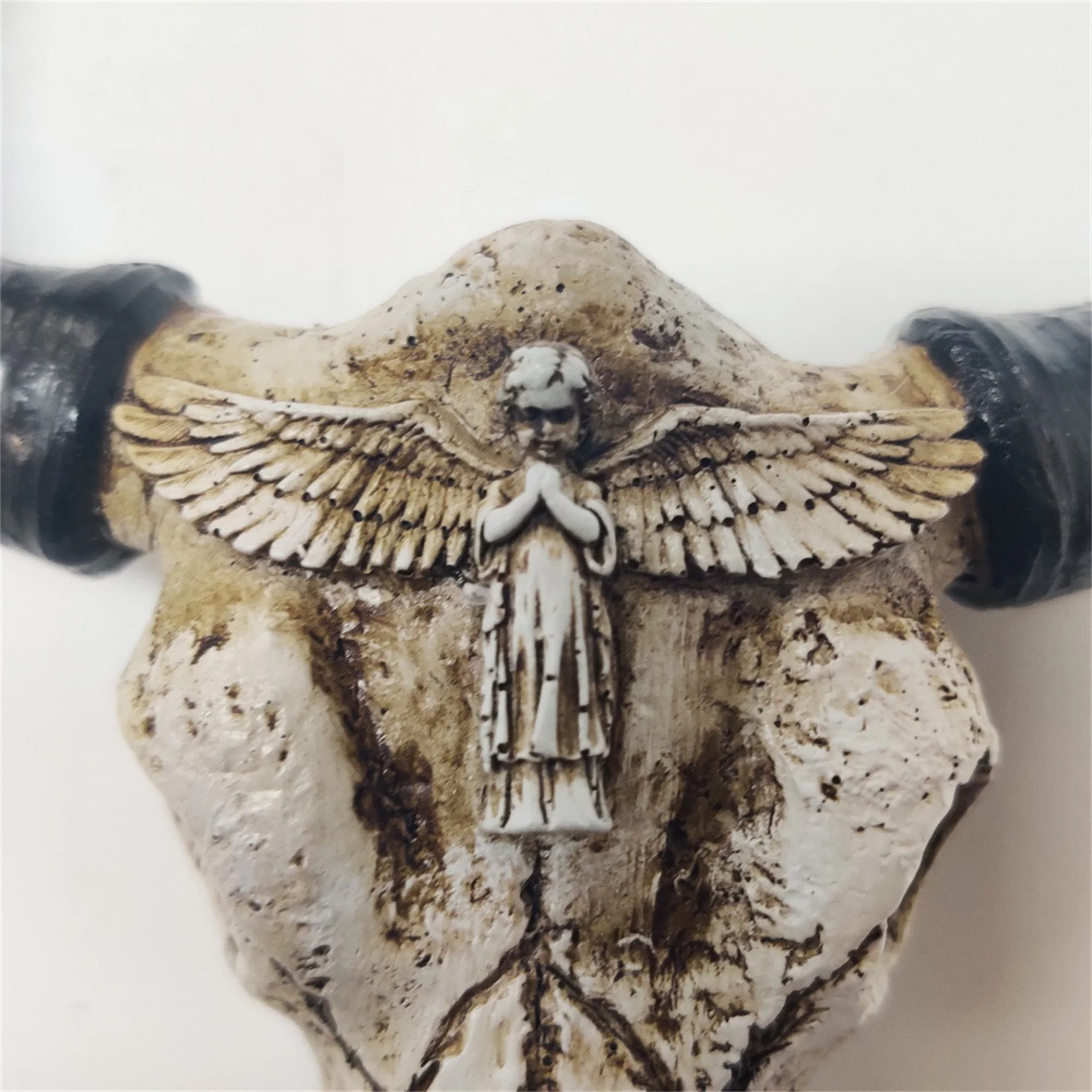 

Жуткие украшения в виде коровы на Хэллоуин с сложным дизайном ангела и креста для домашнего декора с привидениями