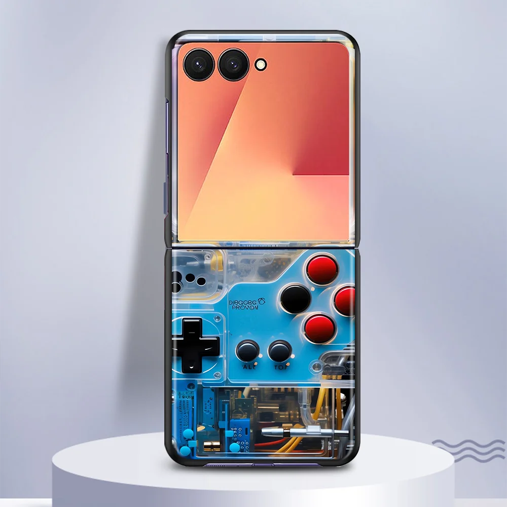 غطاء هاتف بتصميم وحدة تحكم ألع - مراجعة Retro Gaming Corps وسعره