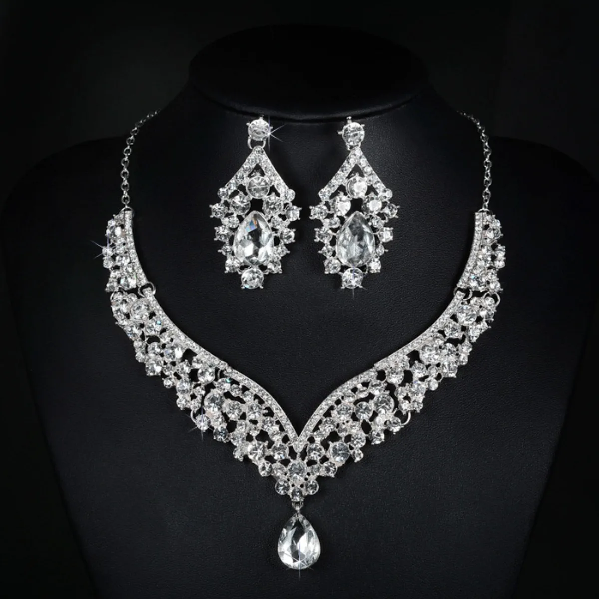 Crystal Teardrop Pendant Necklace and Earrings Set Silver Tone Elegant Bridal Statement Jewelry