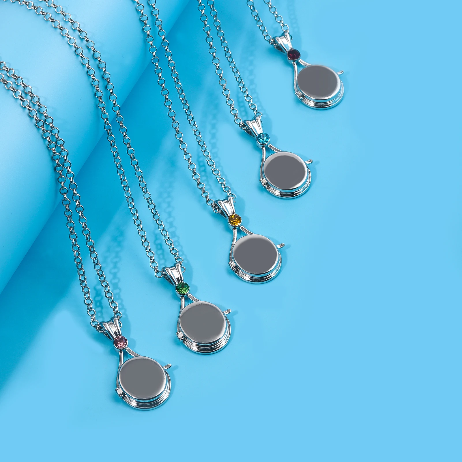 Fashionable H2O Mermaid Openable and Closable Pendant Necklace Creative H2O Shell Women's Jewelry Gift Cosplay Props Decoration image 6