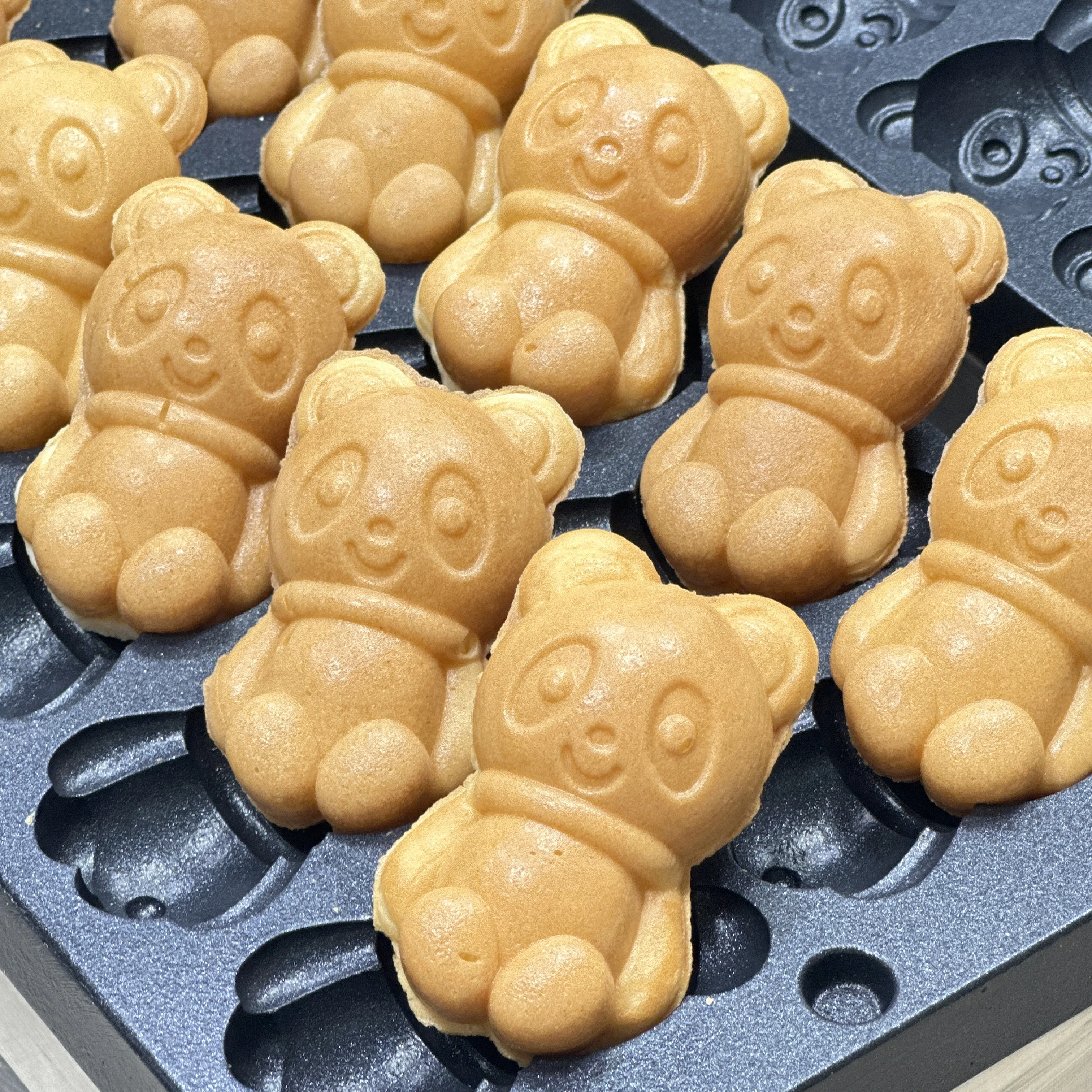 

Custom Mold Mini Panda Waffle Cake Baker Machine for Small Businesses Commercial Use Bear Shape Taiyaki Waffle Makers with CE