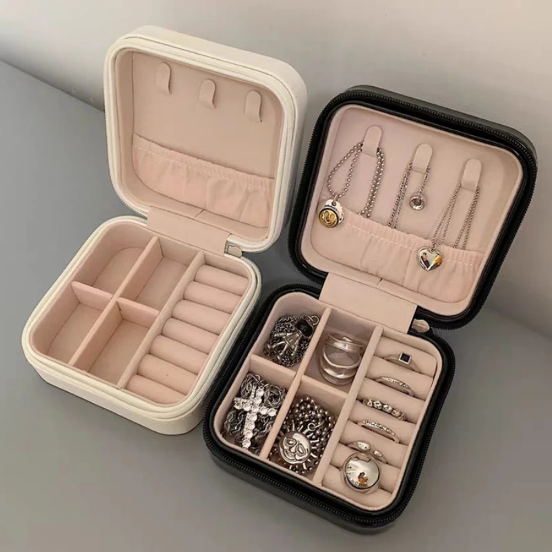 Portable Jewelry Storage Box Candy Color Travel Storage Organizer Jewelry Case Earrings Necklace Ring Jewelry Organizer Display