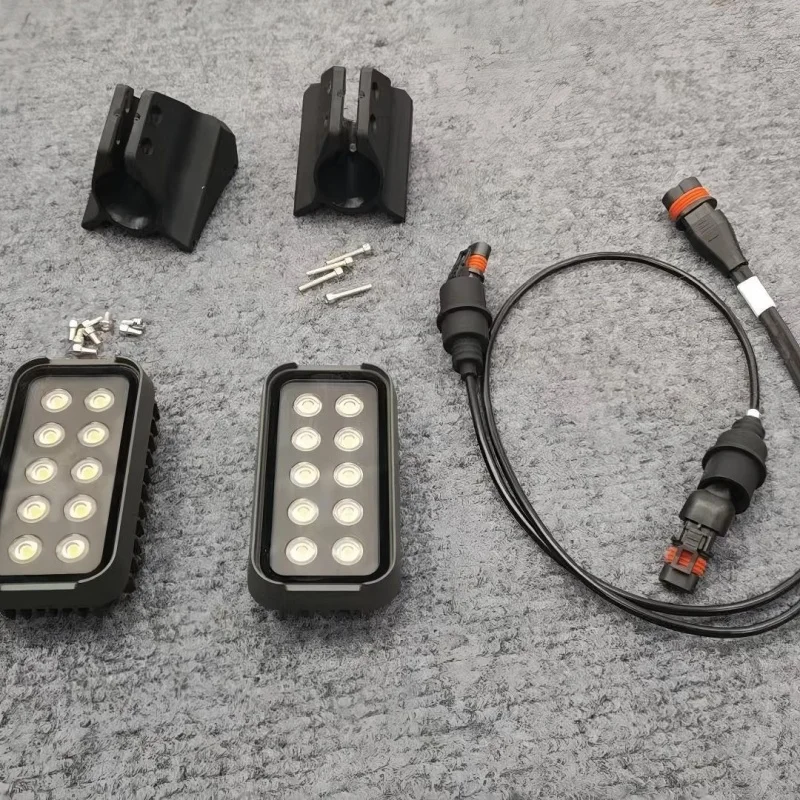 مجموعة الإضاءة الليلية بدون طيار DJI T50، ضوء ملء عالي السطوع + ستروب ملاحة، 2 ° /20 ° زووم، -10 ℃ إلى 50 ℃ درجة حرارة العمل #3