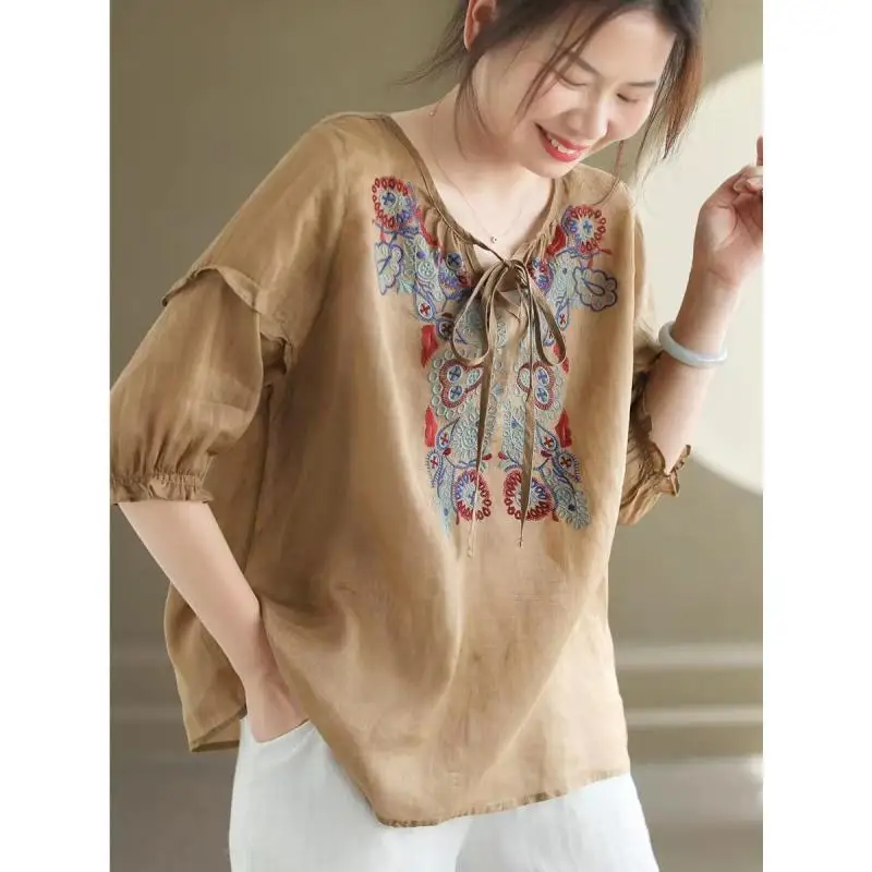 New 2024 Summer Arts Style Women Half Sleeve Loose cotton line V-neck T-shirt Vintage Flower Embroidery Tee Shirt Femme Tops