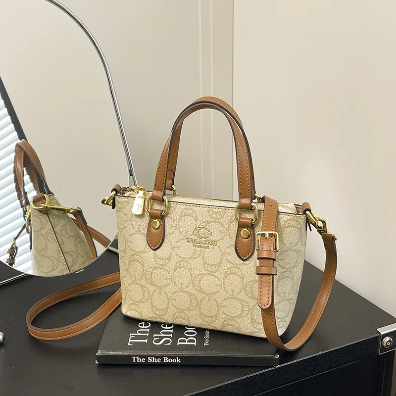 

​2025 New Women's Monogram Tote Bag, Luxury Leather Shoulder Purse, Vintage Crossbody Sling for Daily, Chic & Spacious​