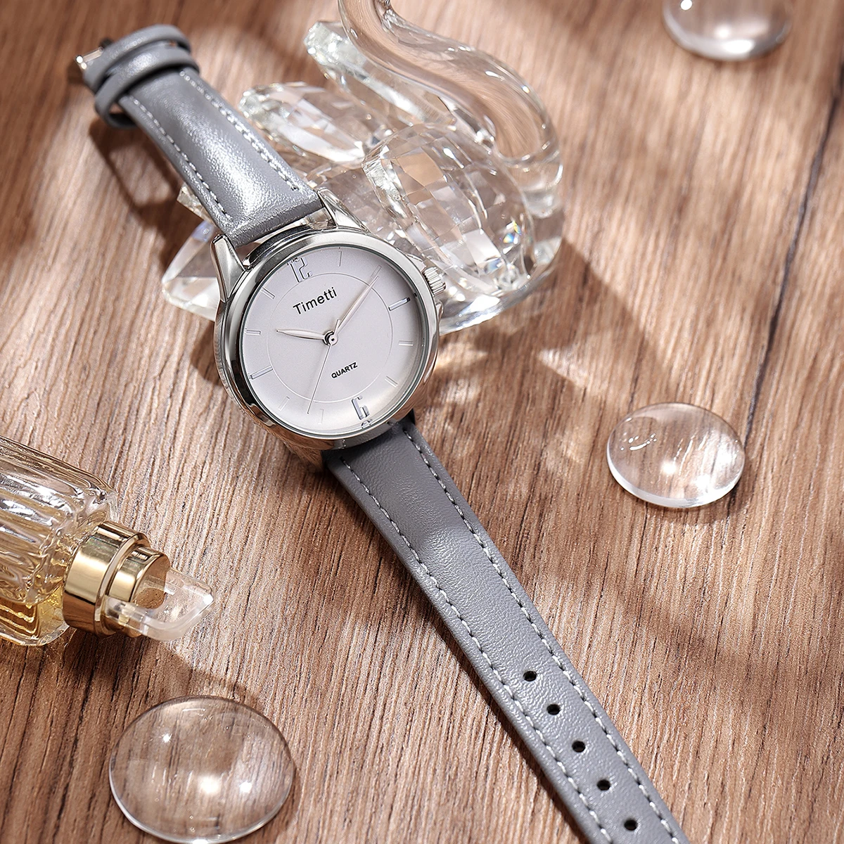 College Style Versatile Simple Belt Fashionable Ladies Watch