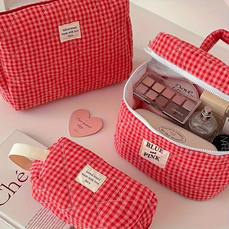 Women Quilted Plaid Makeup Bag, Travel Large Capacity Soft Cosmetic Organizer Pouch, Portable Toiletry Bags