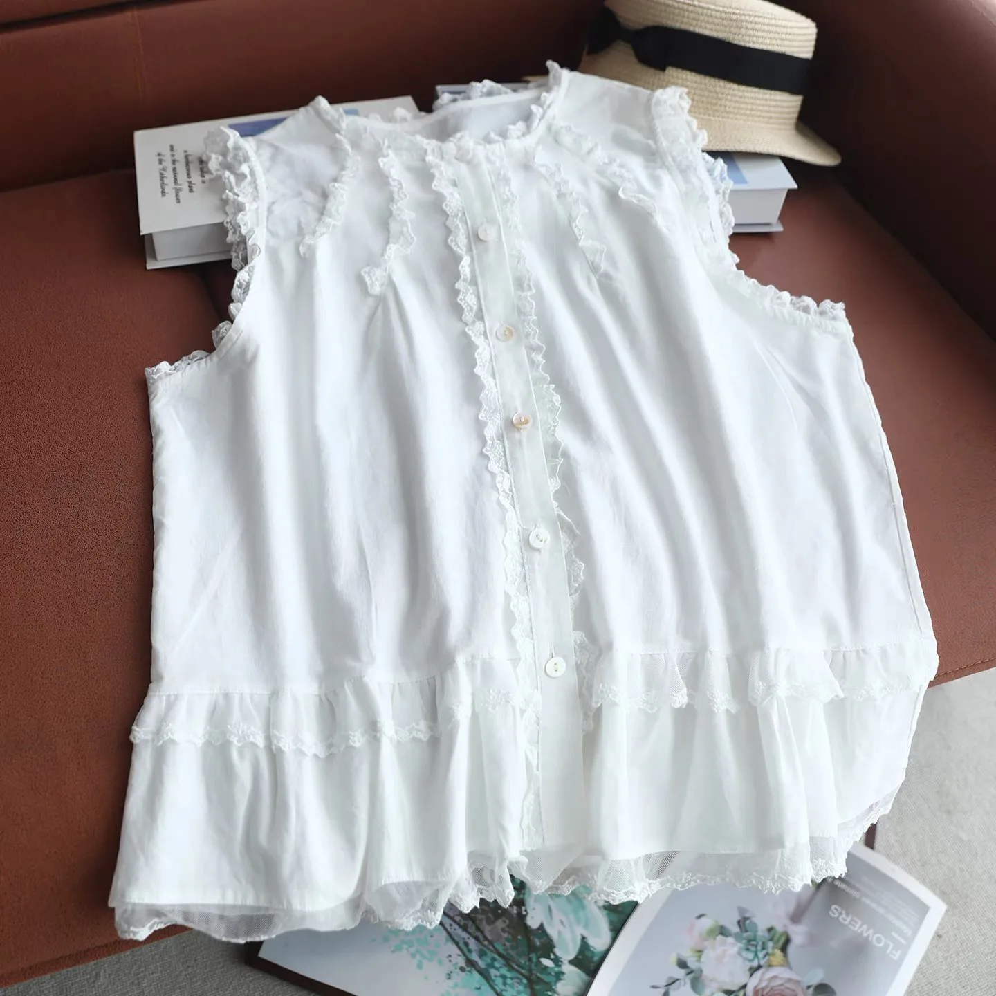 Women Ruffle Lace Sleeveless Tank Top Mori Girl Summer Double Layer Scalloped Lace Trim Linen Cotton Cottagecore Blouse