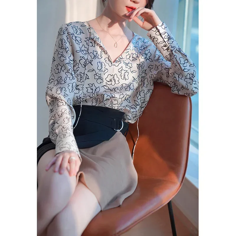 2024 Women Mulberry Silk Shirt Summer New Women's Print Long Sleeve V-neck Silk Long Sleeve Tie Shirt Women' S Top