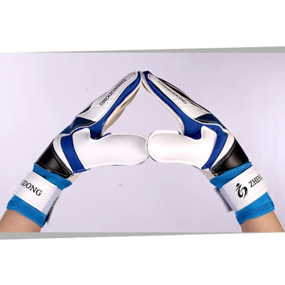 Guanti da calcio resistenti all'usura Guanti da allenamento per portiere eccellenti antiscivolo Guanti da portiere in lattice spesso antiscivolo per bambini