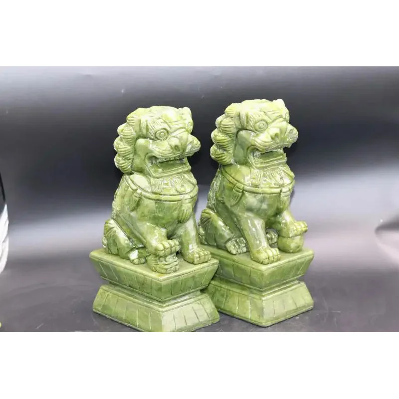 1 Pair China Green Jade Carved Fengshui Foo Fu Dog Guard Door Lion Office Decor