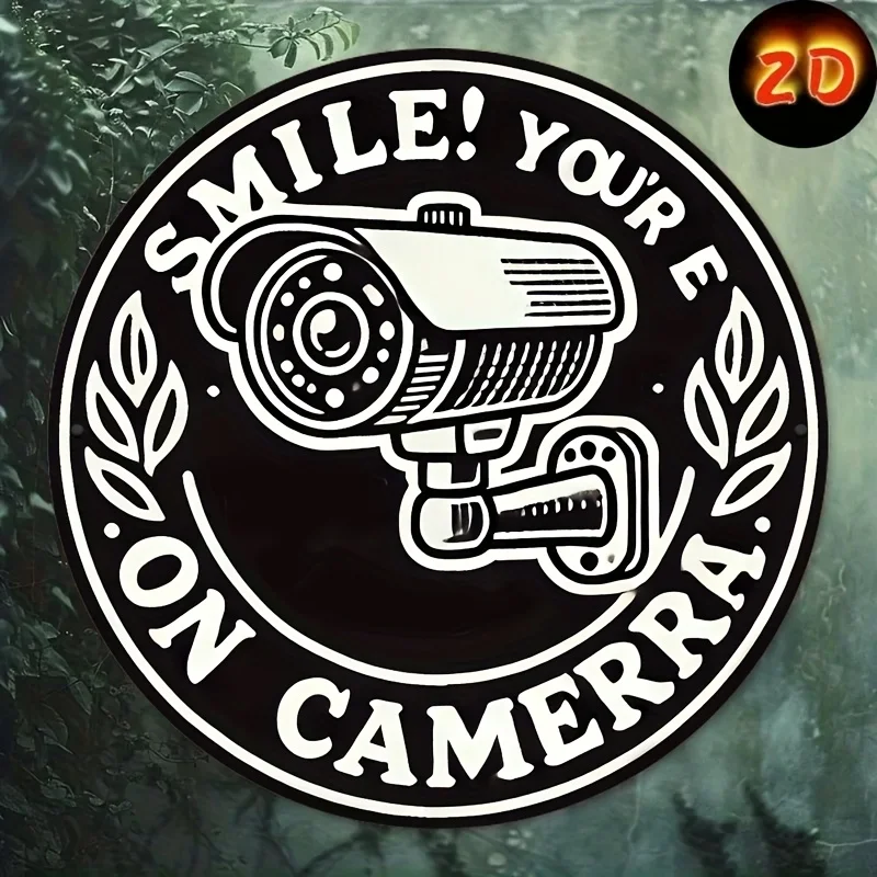 2D flaches 1-teiliges Retro-Wandkunst-Logo aus Holz „Smile!“ „Du bist an der Kamera“ – Retro-Überwachungskamera-Design, geeignet für Schilder