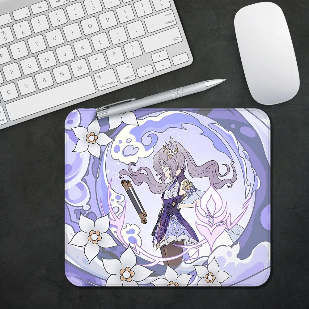 

Anime Genshin Impact Gaming Mouse Pad XS Small Mousepad For PC Gamer Desktop Decoration Office Mouse Mat Deskmat Rug