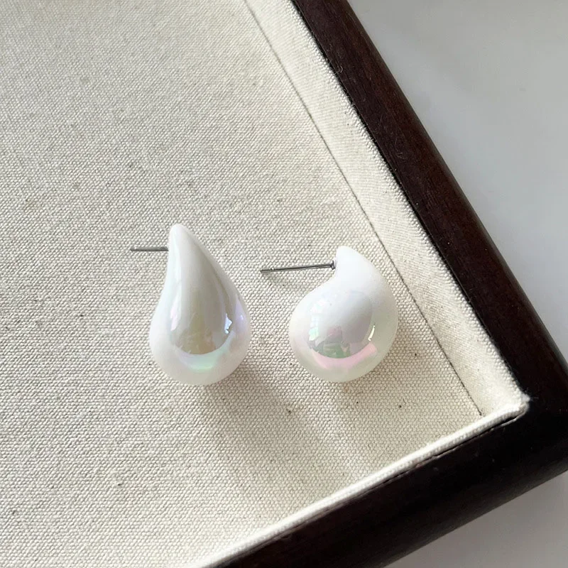 Hot Waterdrop Acrylic UV AB Dazzling Illusory Color Smooth Stud Earrings for Women Hyperbole Punk Geometry Party Jewelry Gift