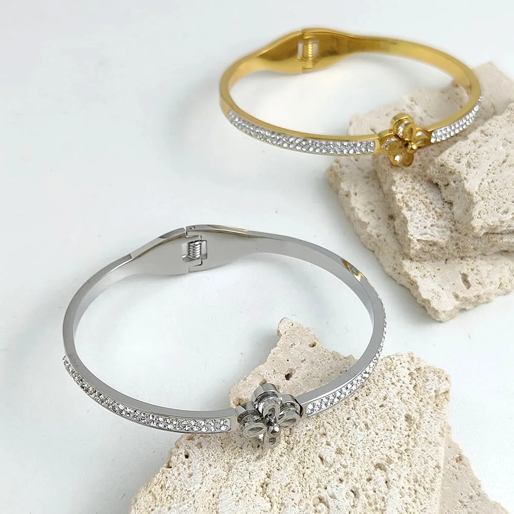 

New four-leaf clover women's bracelet stainless steel 18K, simple and high-end sense, high-quality waterproof, gift for girls