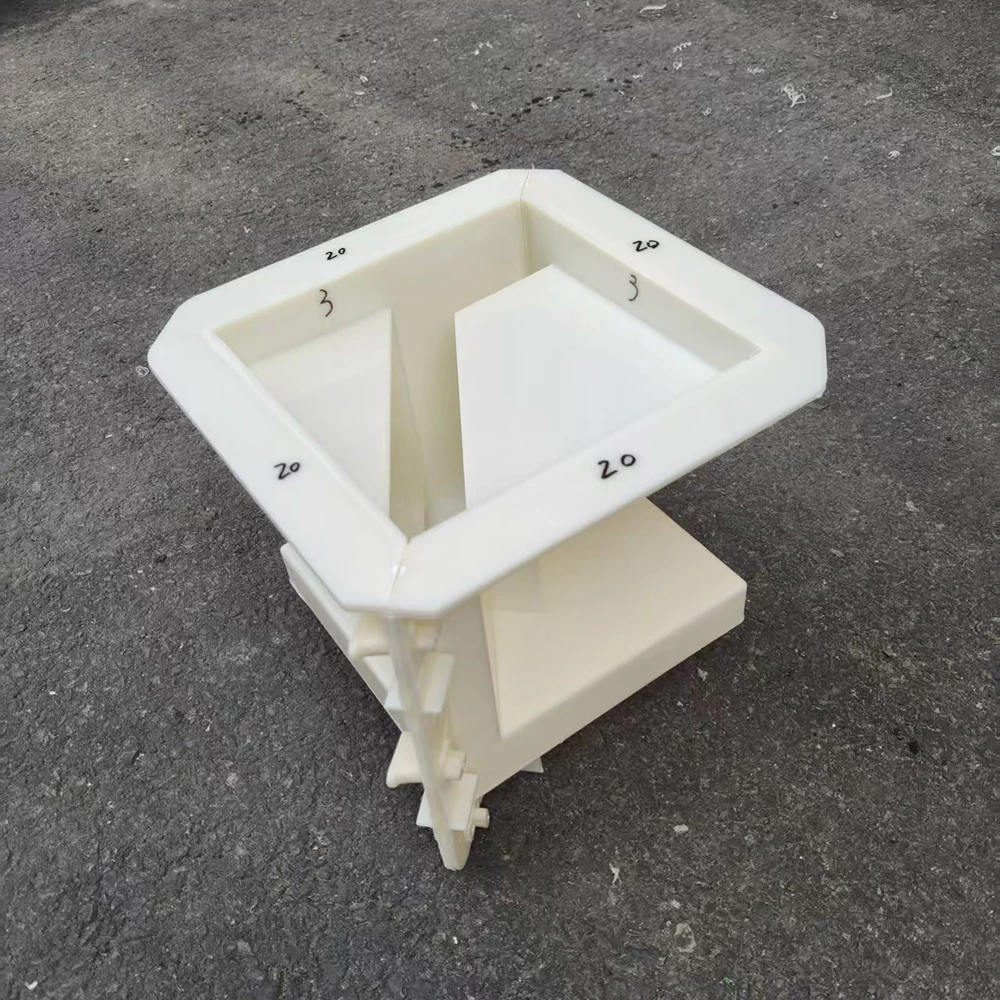 Breathable hollow hollow bricks molds wall bricks river protection slope protection Internet celebrity breeze mold