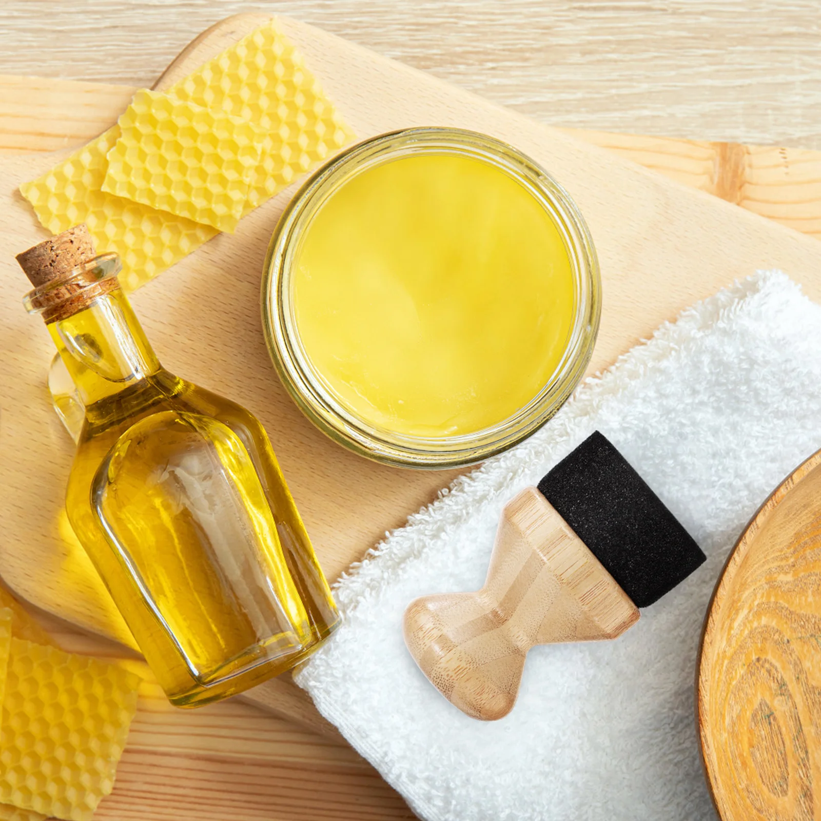 

2Pcs Cutting Board Oil Wax Applicator Lid Even Distribution Mineral Oil Wax Butcher Block Chopping Board Care Accessory