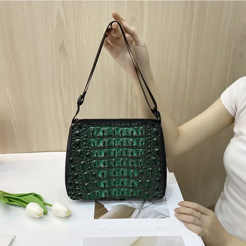 Women Serpentine Messenger Bag Small Square Shoulder Bags Snake Print Chain Crossbody Bags for Womengirls Underarm Handbag