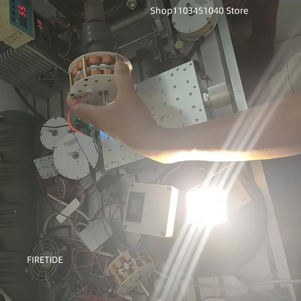 104 مللي متر * 41 مللي متر طبقة مزدوجة عالية الطاقة القرص نوع الحديد الأساسية مولد عالية الكفاءة متعدد القطب مغناطيسي قوي ثلاث مراحل التيار المتناوب