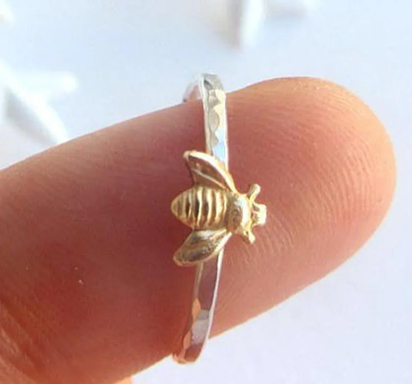 S925 Sterling Silver Hot Selling New Little Bee Ring Women s Fresh Two Tone Gold Color Separation Fashion Jewelry Ring