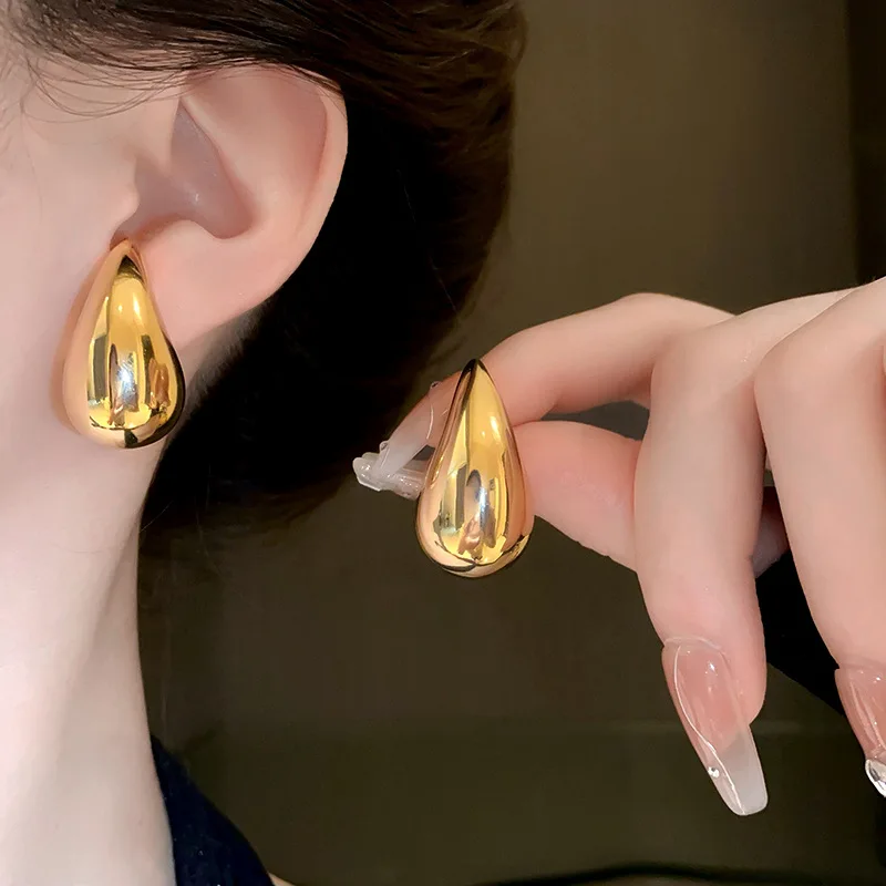 Metal Cool Water Drop Stud Earrings for Women Personality Fashion Europe and America New Trendy Temperament Jewelry Wholesale image 3