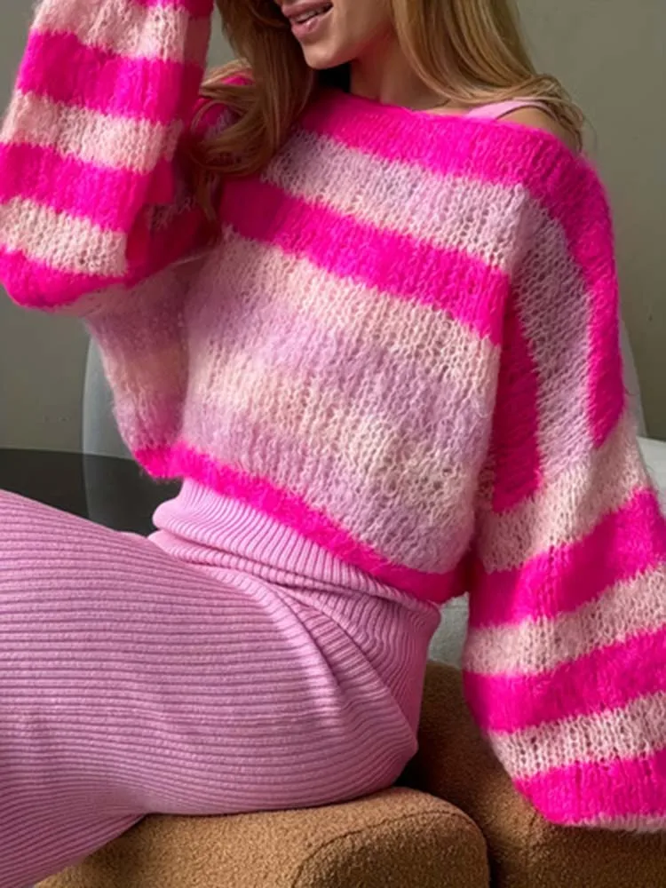 

Women's autumn and winter striped contrasting one necked off shoulder casual versatile loose long sleeved pullover sweater