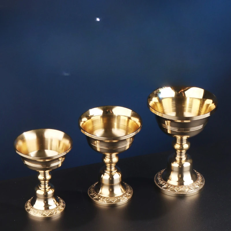 

Brass Candle Cup Collection Romantic Flower Golden Candlestick Buddhist Tibetan Lamp Holder Wedding Dinner Home Table Decoration