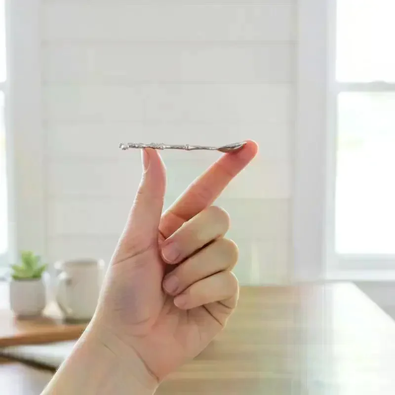 1Pcs Kitchen Accessories Retro Hotel Family Dessert Coffee Spoon Ice Cream Tools Creative Royal Style Flatware Metal Spoon