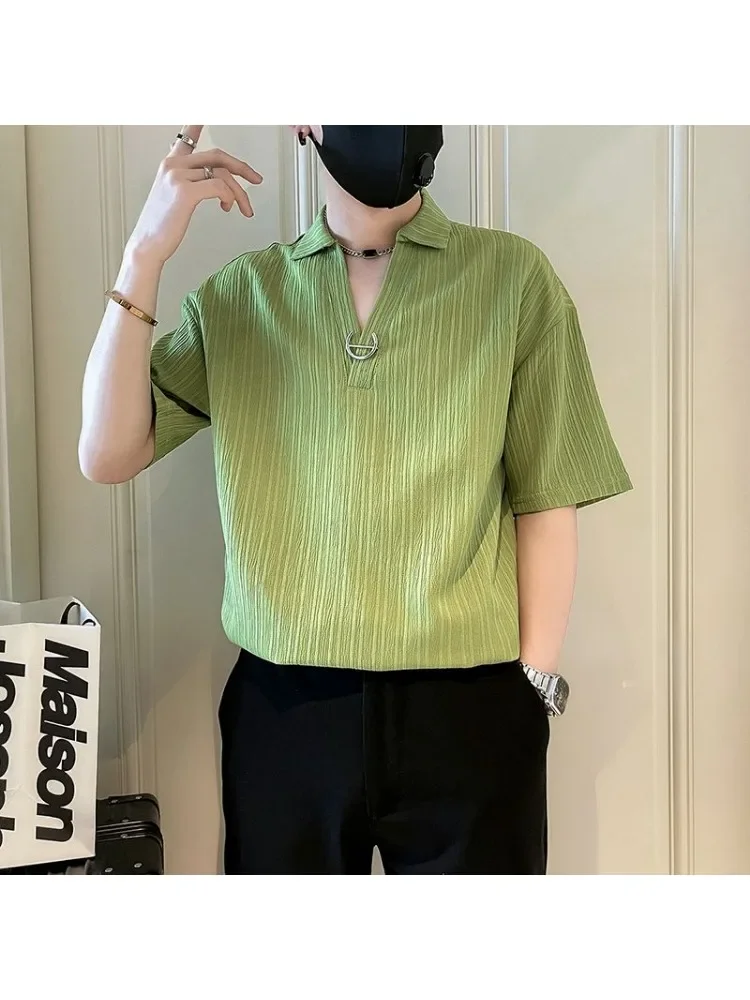 Men POLO Shirt Summer Green Short Sleeved Men's Style Chaopai Pi Shuai Ice Shreds V-neck T-shirt New Tops