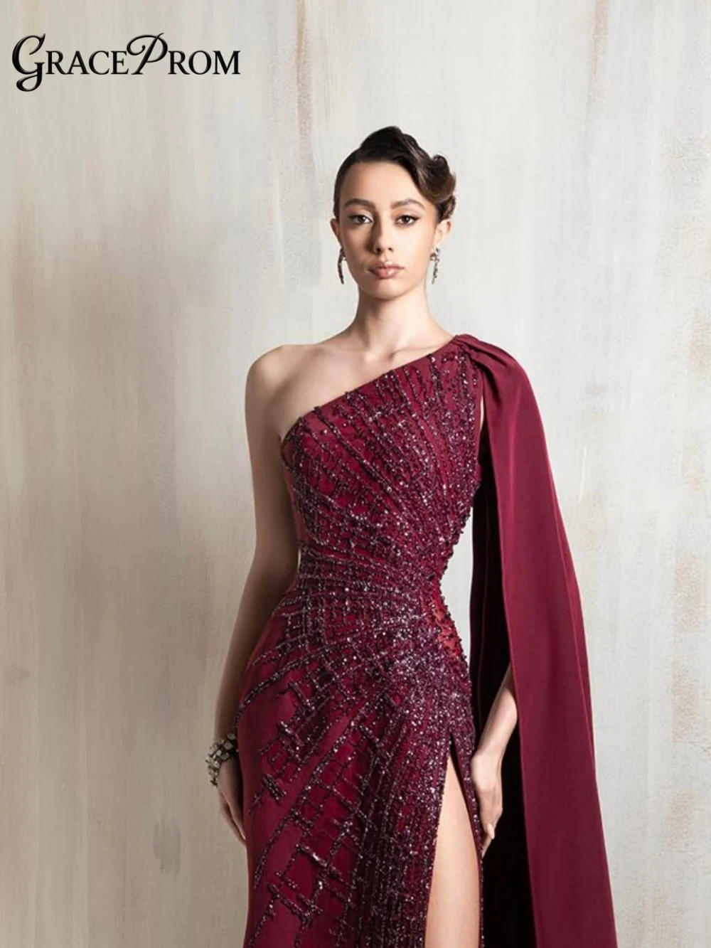 

Elegant Burgundy One Shoulder Cape Sleeve Evening Dress Vintage Beading Sequins Party Dress Split Mermaid Formal Gown For Prom