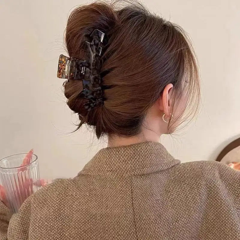 New Acetate Hair Clip for Women Gold Color Letter French Trendy Claw Clips Korean Hair Accessories Temperament Grab Barrette