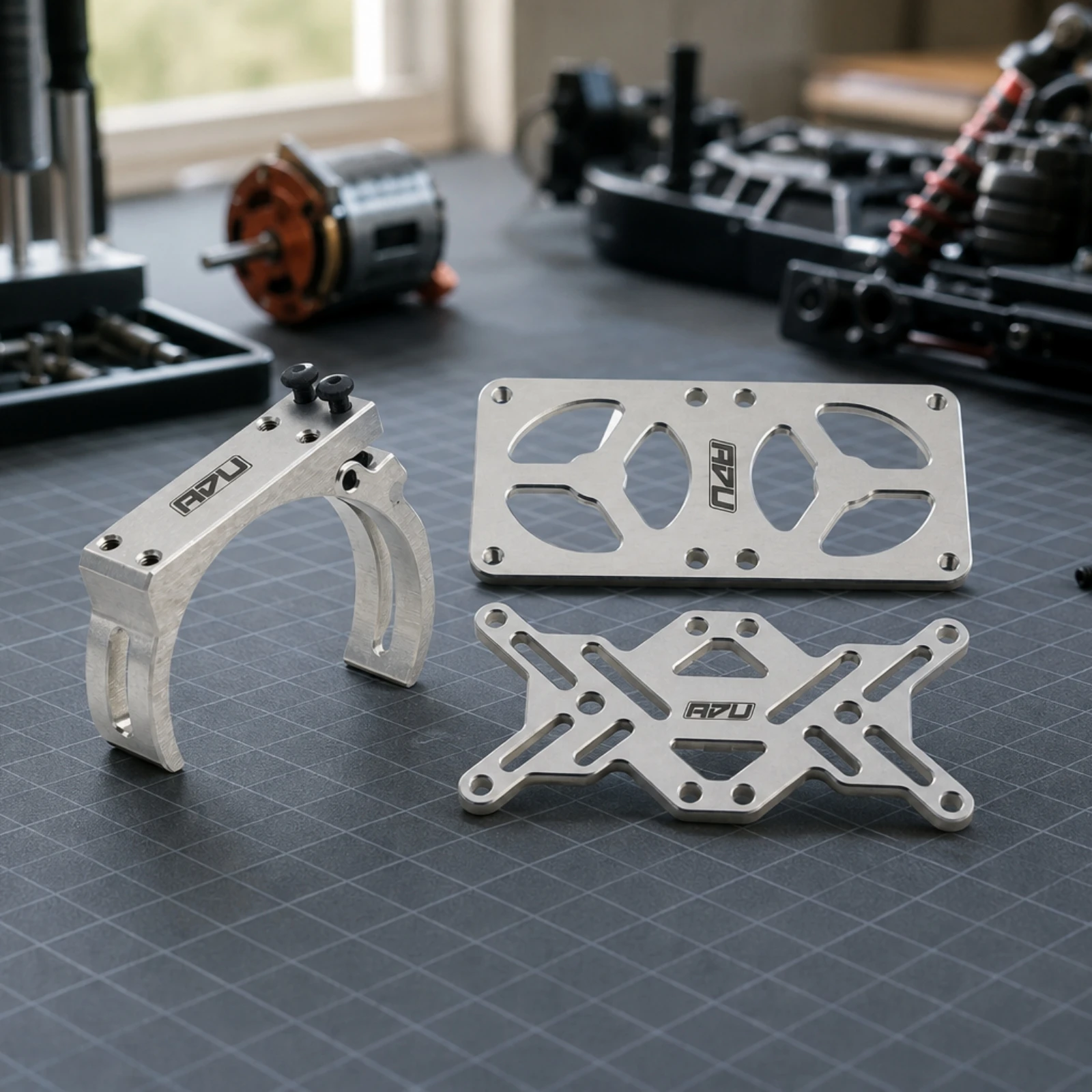 Lightweight CNC Machined Motor Mount with Fan Bracket Cooling Fin Mount for RC Cars Racing Performance Upgrade