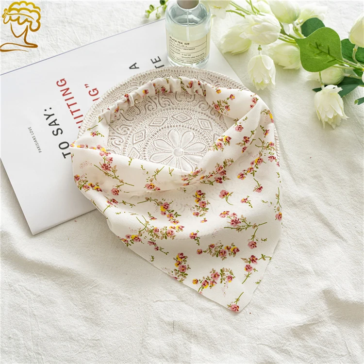 Damen Kleine Blumenmuster Stoff-Bandanas Mädchen Frische Dreieckige Kopftücher Damen Sommer Herbst Haarschals Haaraccessoires Turban – Detail 6