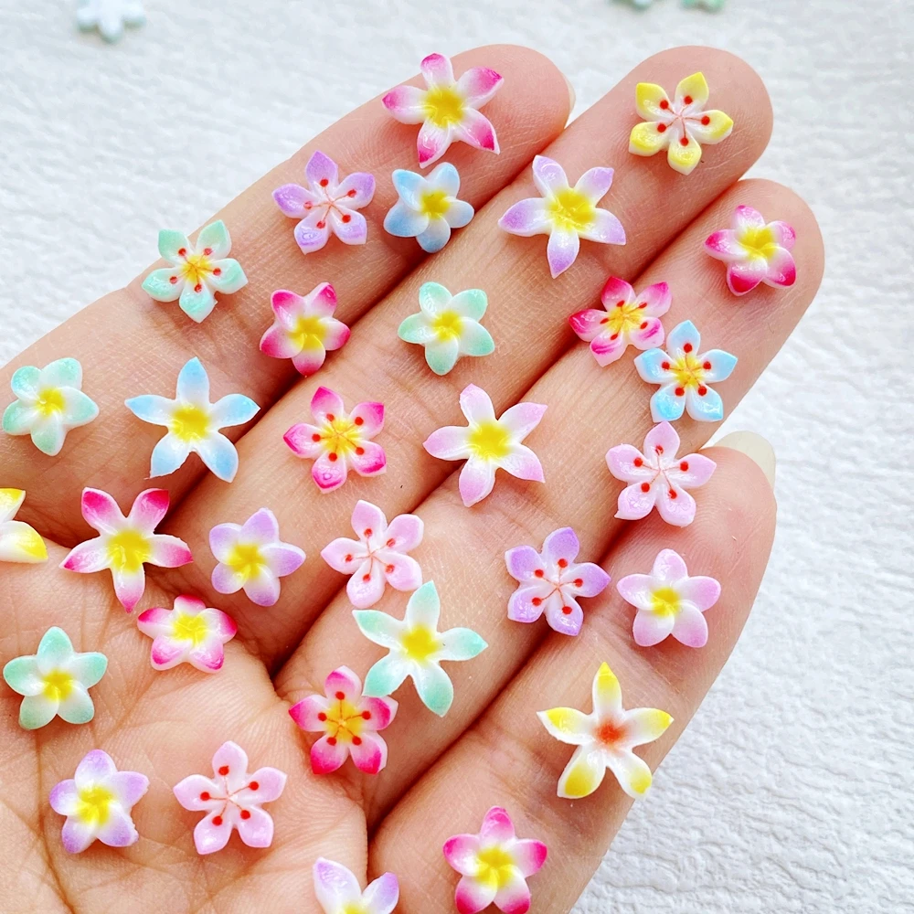80 Breloques Artistiques Mini Fleurs Colorées Mignonnes en Résine pour Décorations d'Ongles DIY et Artisanat de Pinces à Cheveux