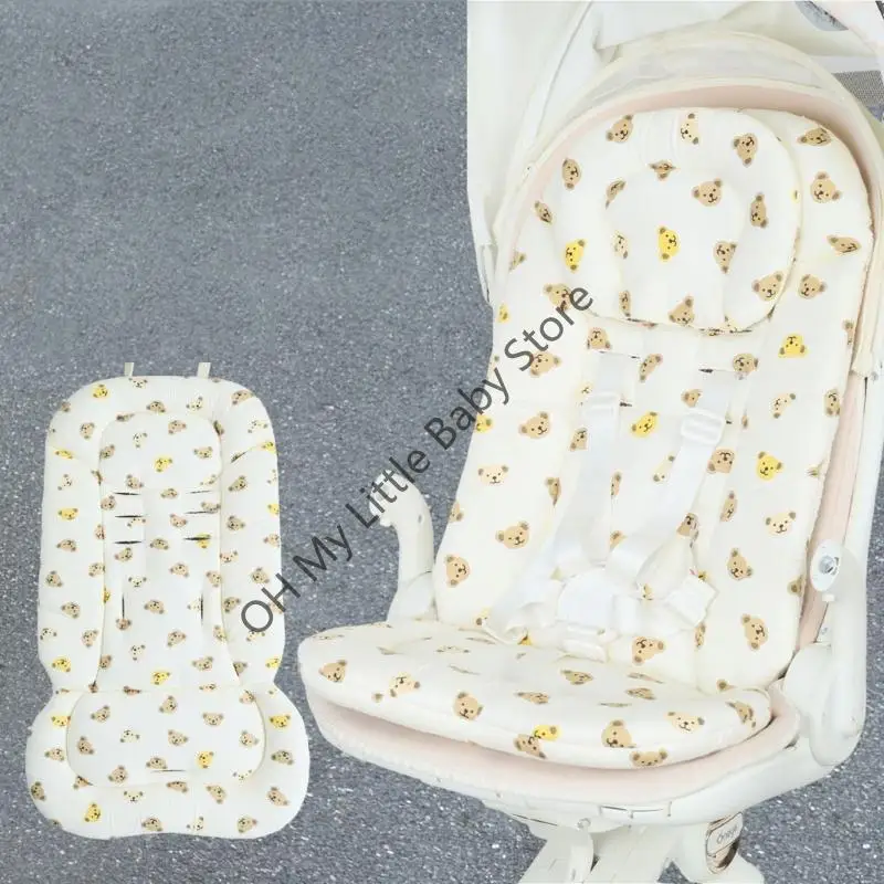 M76C ポリエステルベビーカーシートプロテクターパッド通気性のあるデザインシートクッション毎日の赤ちゃん幼児の使用のためのメンテナンスが簡単