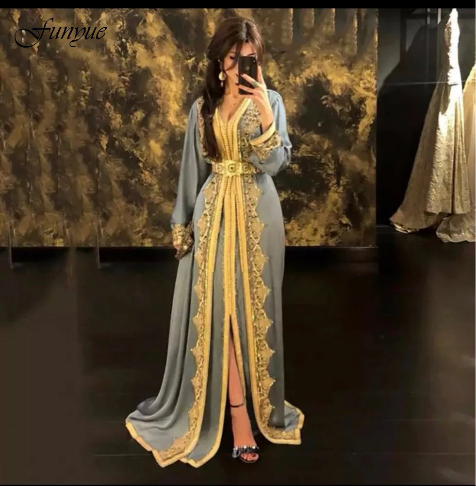 Dubai Moroccan Caftan Evening Dress Beads Lace Long Sleeve Arabic Prom Gowns Muslim Party Dress Plus Size