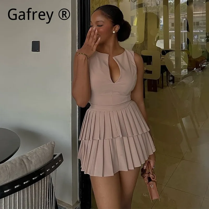 Women Sweet V-Neck High Waisted Pleated Mini Dress Fashion A-Line Slimming Short Summer Fresh Preppy College Girl Outfit