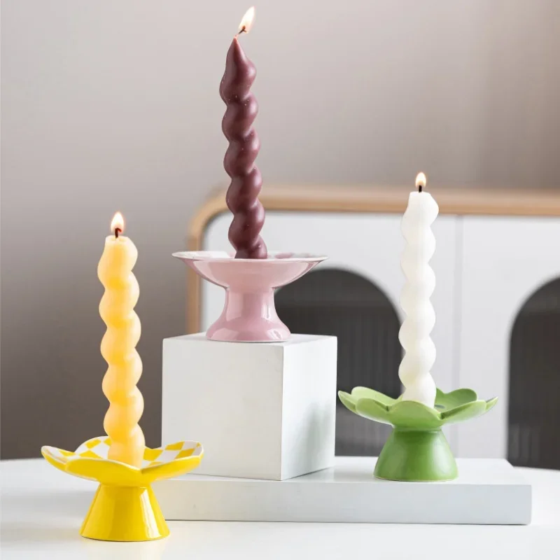16wwCreative Ceramic Candlestick Hand-painted Checkered Cherries Candle Holder Candle Stick Holder Home Decoration Accessories