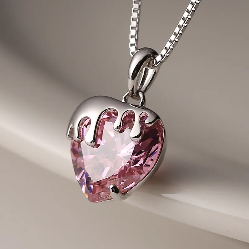 European and American Fashion Pink Zircon Crystal Heart Pendant Necklace for Women Chain Birthday Party Anniversary Gift Jewelry