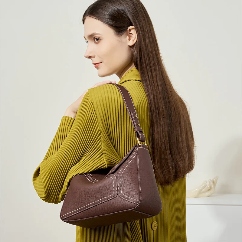 

2026 New Arrival Women Geometric Pillow Bag Premium Top Grain Cowhide Underarm Shoulder Crossbody Casual Commute Handbag