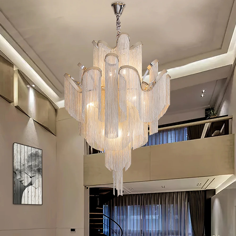 Italienischer moderner Chrom-Kettenleuchter, mehrstufige Pendelleuchte mit Aluminiumstreifen und Quasten für Wohnzimmer, Schlafzimmer, Villa
