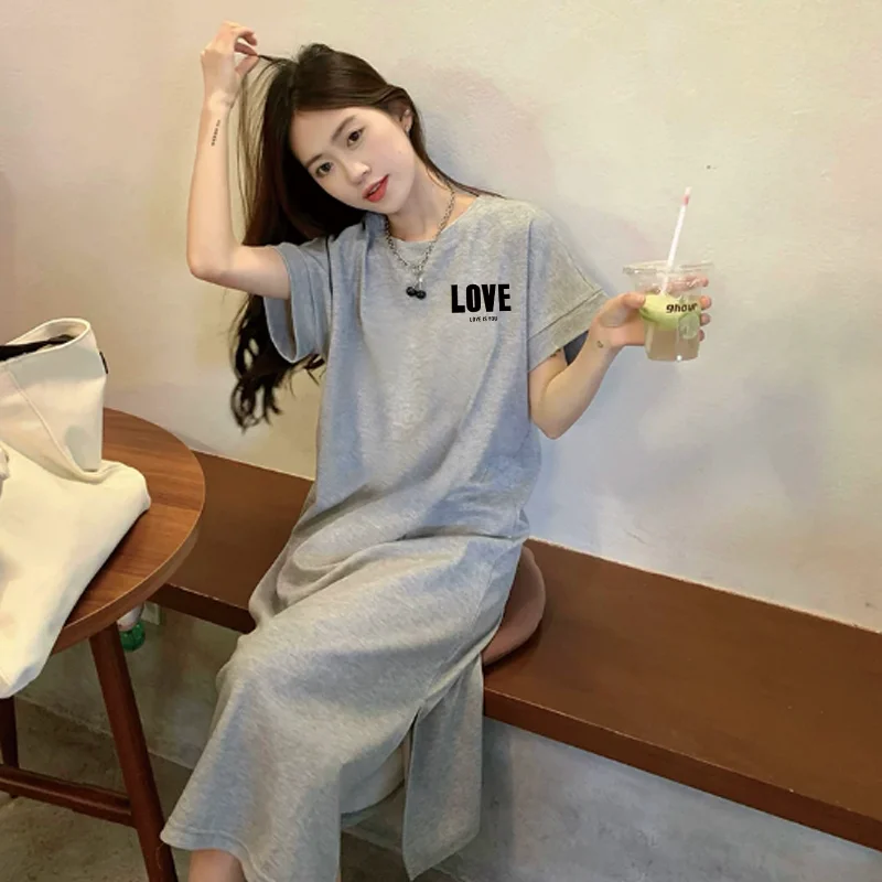 

Plus Size Women LOVE Letter Print T Shirt Dress Side Split Loose Short Sleeve O Neck Summer Maxi Dress