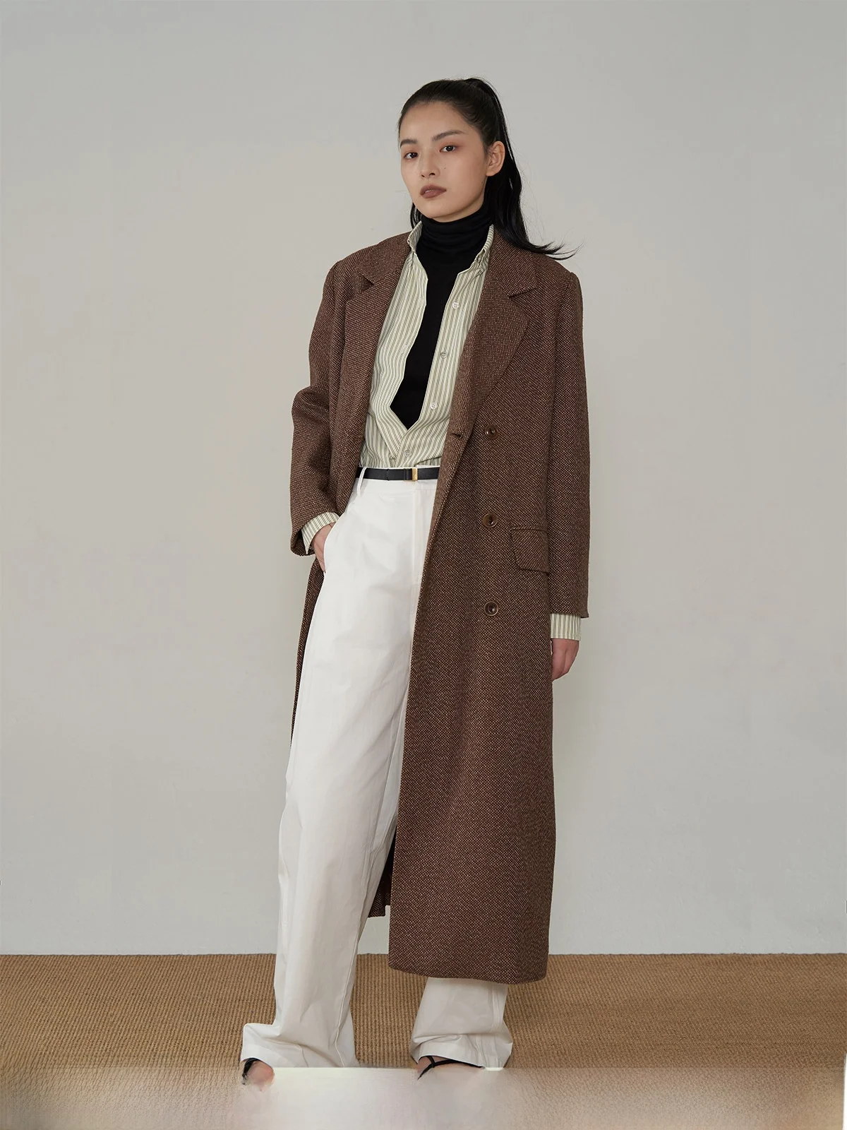 

SOFOON Simple Elegant Woolen Coat 2023 Autumn Winter Brown Mixed Color Double Button Mid-Length Women's Outerwear