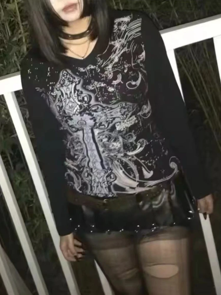 Black Vintage Gothic T-shirts Women Y2k Black Punk Graphic Hoodie Grunge Retro Sexy V-neck Cotton Tees Aesthetic Harajuku Top image 6