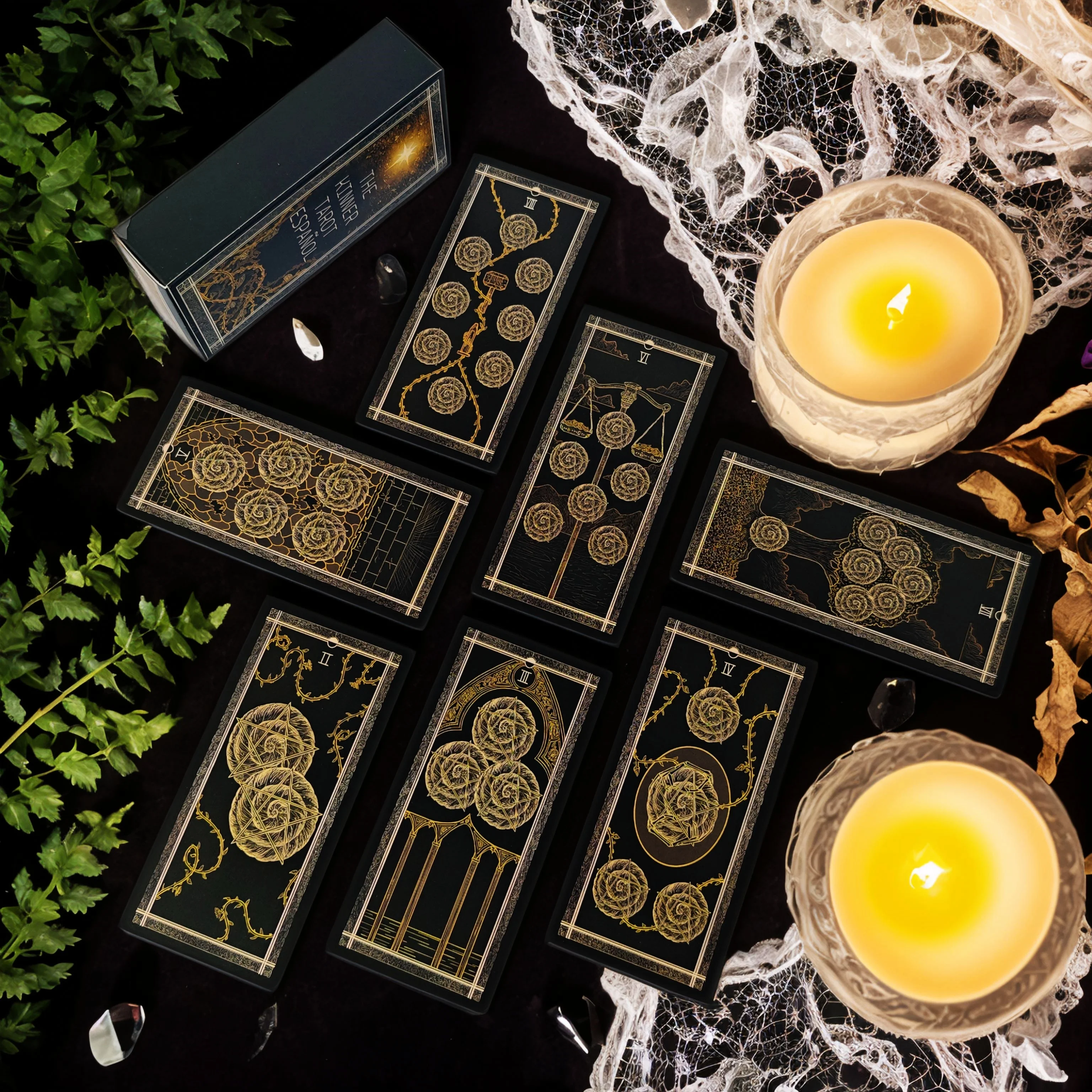 Mazzo di tarocchi Kinner Un mazzo di tarocchi tradizionale da 78 carte completo di ispirazione cosmicamente disegnato a mano 11 * 5,2 cm in lingua spagnola