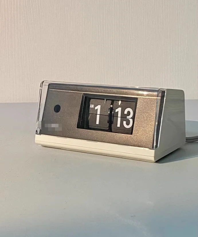 Page turning clock AP-110 accurate timing original genuine product