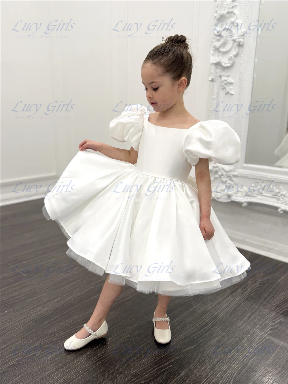 Quality Lovely Flower Girl Dress White Satin Fluffy With Bow for Kids Wedding Bridesmaid Birthday Party Evening Ball Gowns